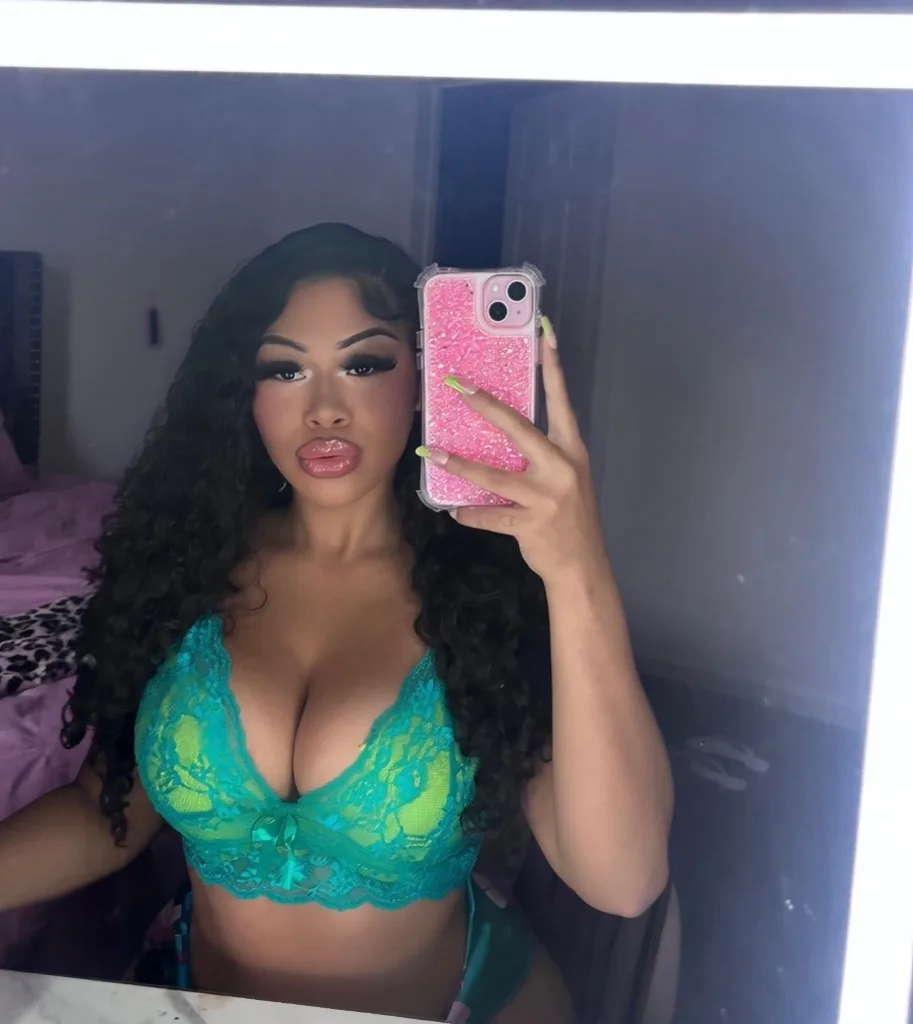 The One & Only 🦋 - Photo 6 | Escort in Honolulu
