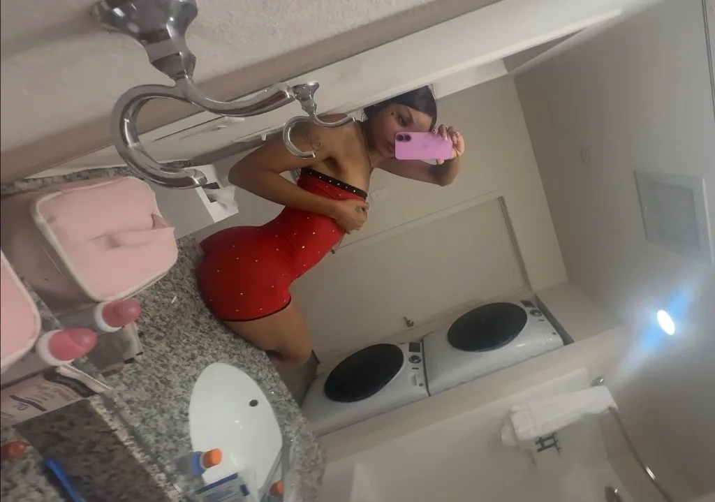 5'2" Petite Baddie🇨🇺CUM RELEASE SOME PRESSUREEE WITH AN ALL NATURAL PETITE MIXED QUEEN🥰🥰 - Photo 4 | Escort in MD incall