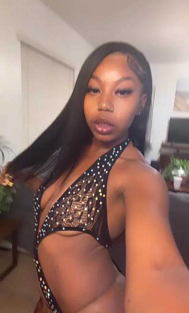 Hey baby let have some fun🥂🥰 - Photo 5 | Escort in Woodlawn
