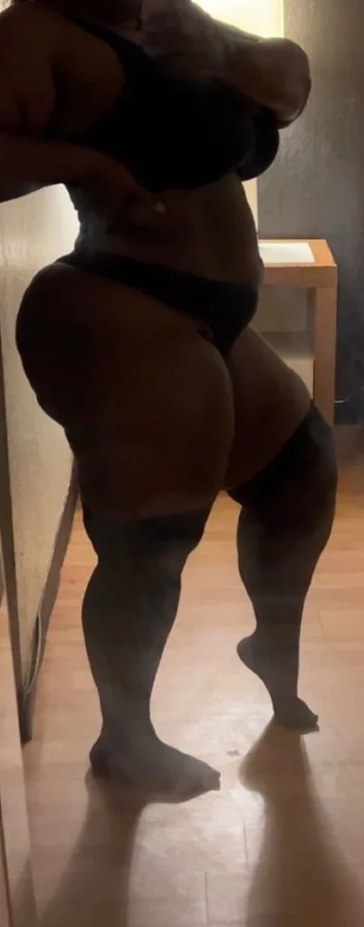Extra Thick n’ Juicy Caramel Coated Exotic Ebony Goddess - Photo 4 | Escort in Waldorf Incall